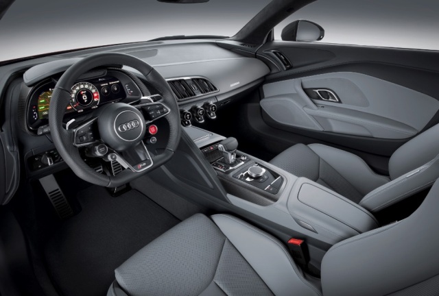 Audi_R8_interior_2015