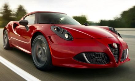 Alfa investe em motores; marca deve voltar em 2017