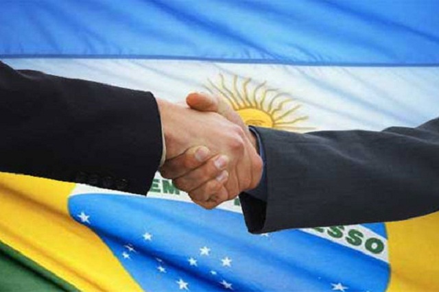 Argentina e Brasil, parceiros também na crise