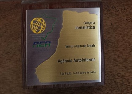 “Carro de tomate” dá prêmio à Autoinforme