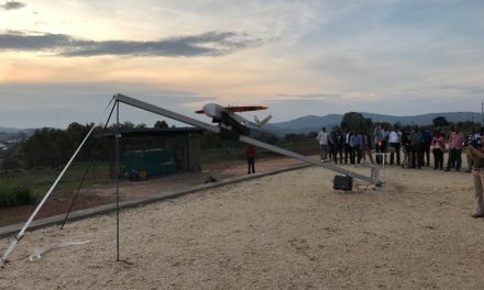 Drone leva sangue para salvar vidas em Ruanda