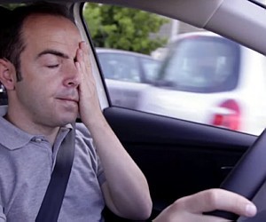 Sono ao volante pode gerar graves acidentes