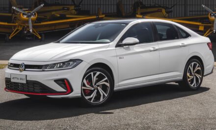 Novo Jetta GLI custa R$ 269,9 mil