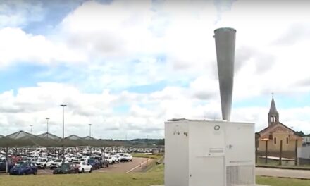 Montadoras usam canhão antigranizo para proteger os carros no pátio