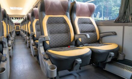 Marcopolo lança double decker com mão inglesa