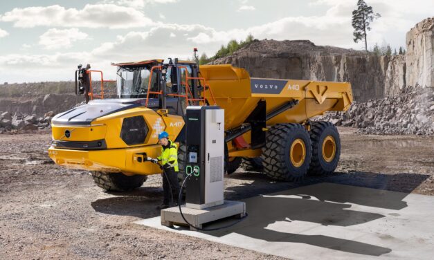 Volvo produz de caminhão elétrico articulado