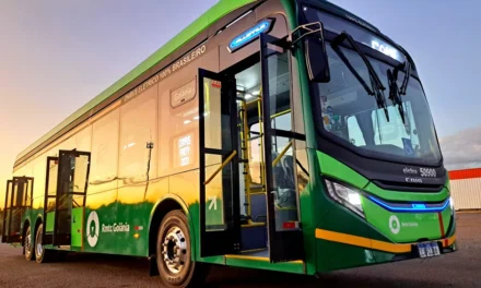 Programa do governo incentiva venda de ônibus